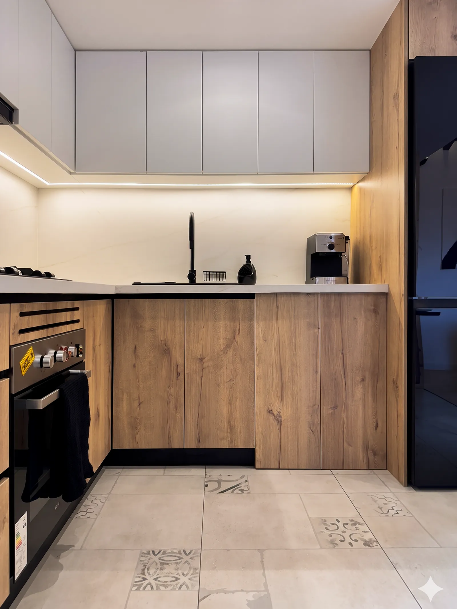 Suite 01 — Suite01 Cocina 01 · Anthara, Loja